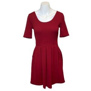 Lush burgundy short sleeve skater dress with pockets size M